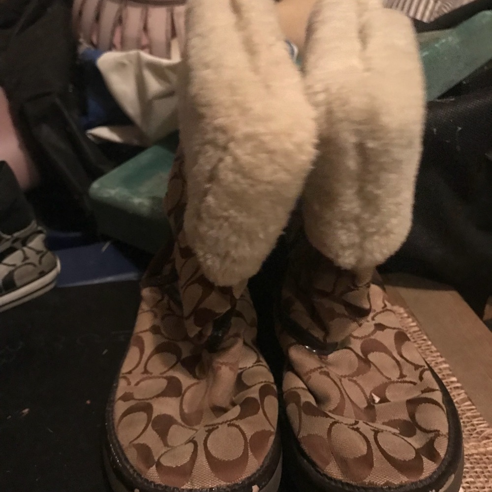 Coach boots
